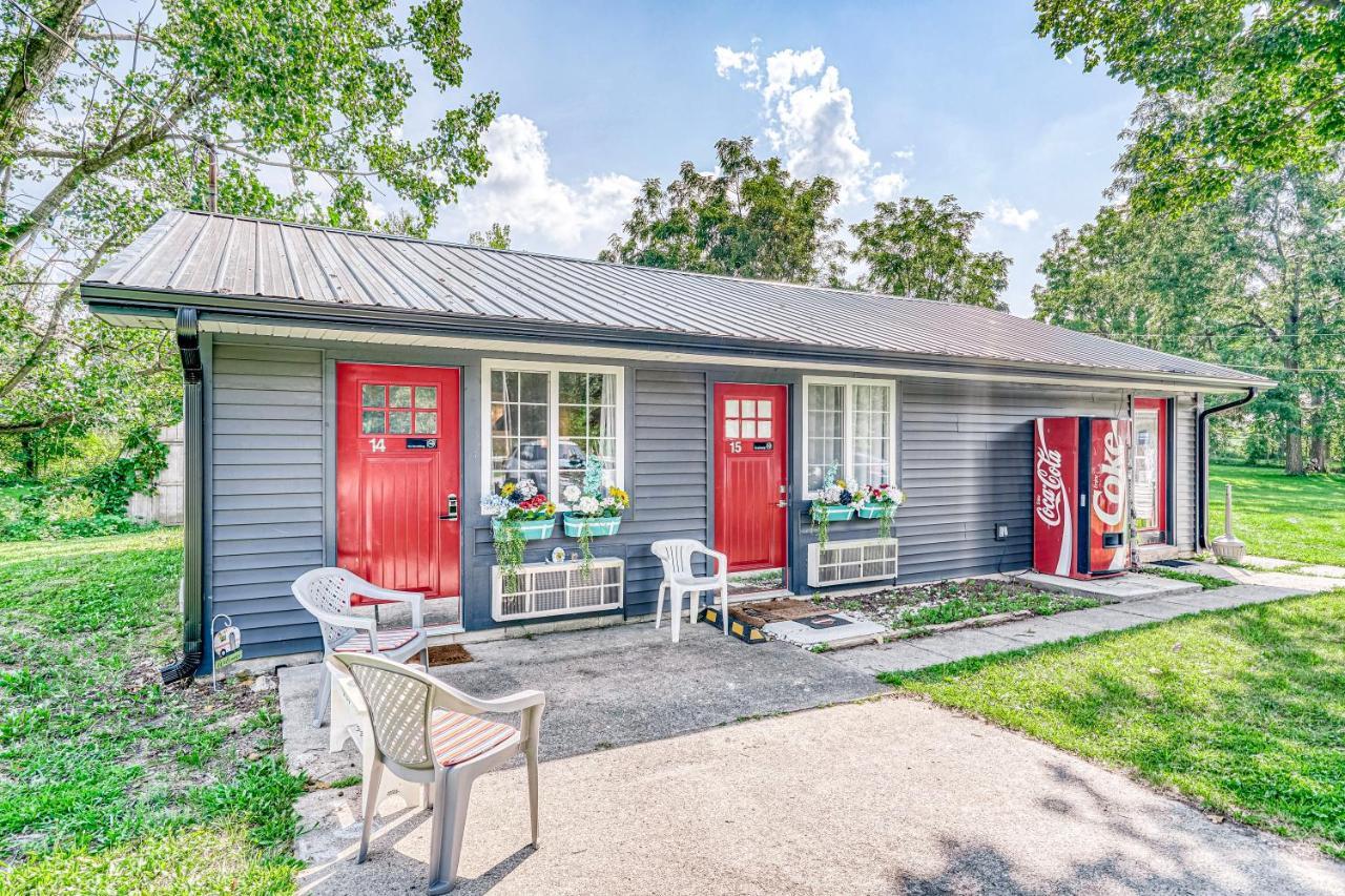 Lighthouse Kitchen Suites Near Auburn Waterloo I-69 Exit 334 Eksteriør billede